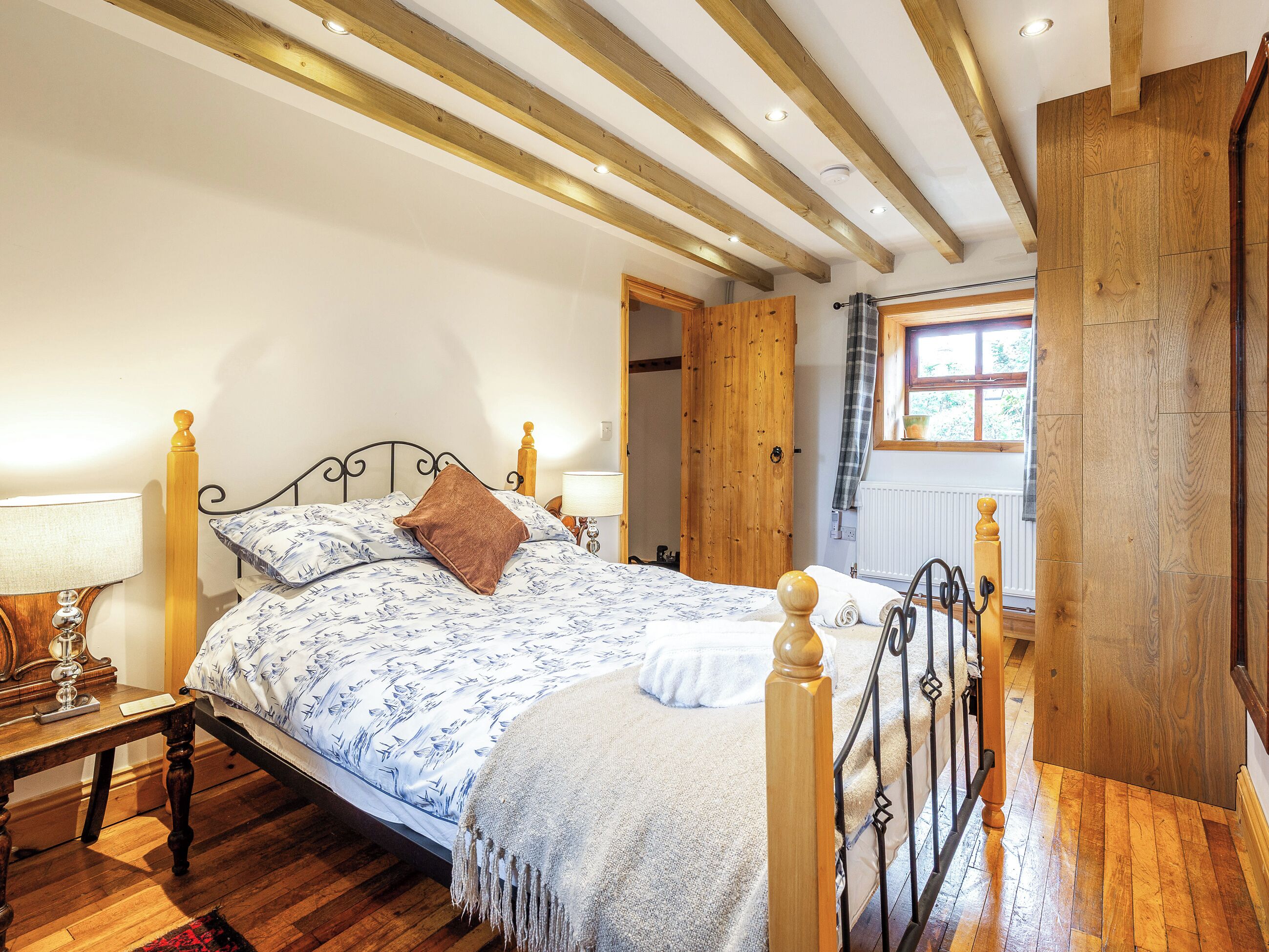5 Schlafzimmer, kostenloses WLAN, Bettwäsche