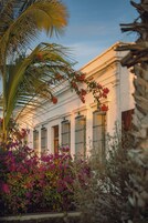 Fachada de la propiedad