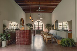 Restaurant - Baja Club Hotel, La Paz, Baja California Sur, a Member of Design Hotels (La Paz)