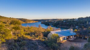 Exterior - A "Willie" Nice House, with a Willie nice view! 509 East Avenue, Marble Falls (Marble Falls)