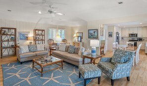 Smart TV, DVD player, books, printers - Oceanfront, elevator, 5 bedrooms, 4 KING beds, Hot Tub, spacious, super clean (Fripp Island)