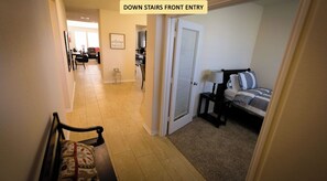 6 bedrooms, desk, iron/ironing board, free WiFi