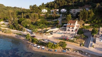 Piscina a l'aire lliure