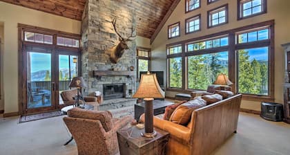 Stunning Ski-In/Ski-Out Penthouse Condo w/ Hot Tub