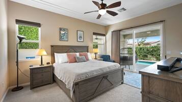 3 bedrooms, desk, iron/ironing board, travel crib