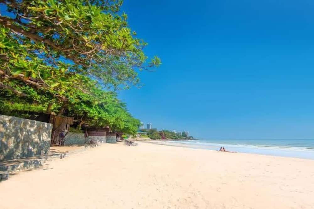 AnB poolvilla 2BR with private beach