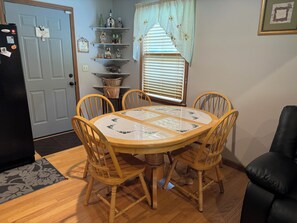 Dining - Beautiful Bryson City Oasis ~ Creek on Property (Bryson City)