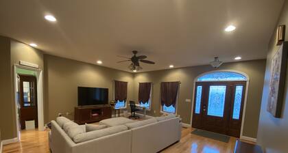 Shenandoah Oasis Family Reunion - 7Bedroom - 5 Bathroom - Modern & Luxurious