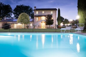 Pool - Villa Apollinare - Luxury villa near Perugia in Umbria. Pool (Papiano)