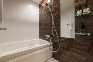 Free toiletries, hair dryer, slippers, electronic bidet - GRAND BASE Hakata Naraya (Fukuoka)