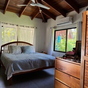 3 bedrooms, desk, free WiFi, bed sheets - Private pool and Rancho, near Playa Pelada and Guiones Beach (Nosara)