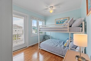 4 bedrooms, free WiFi
