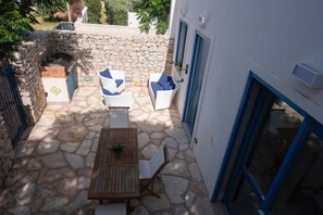 Villa, 2 Bedrooms | Terrace/patio