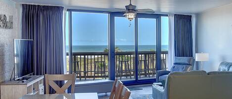 Télévision, table de tennis de table