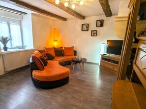 Uklassifisert bilde, 5 av 9, knapp