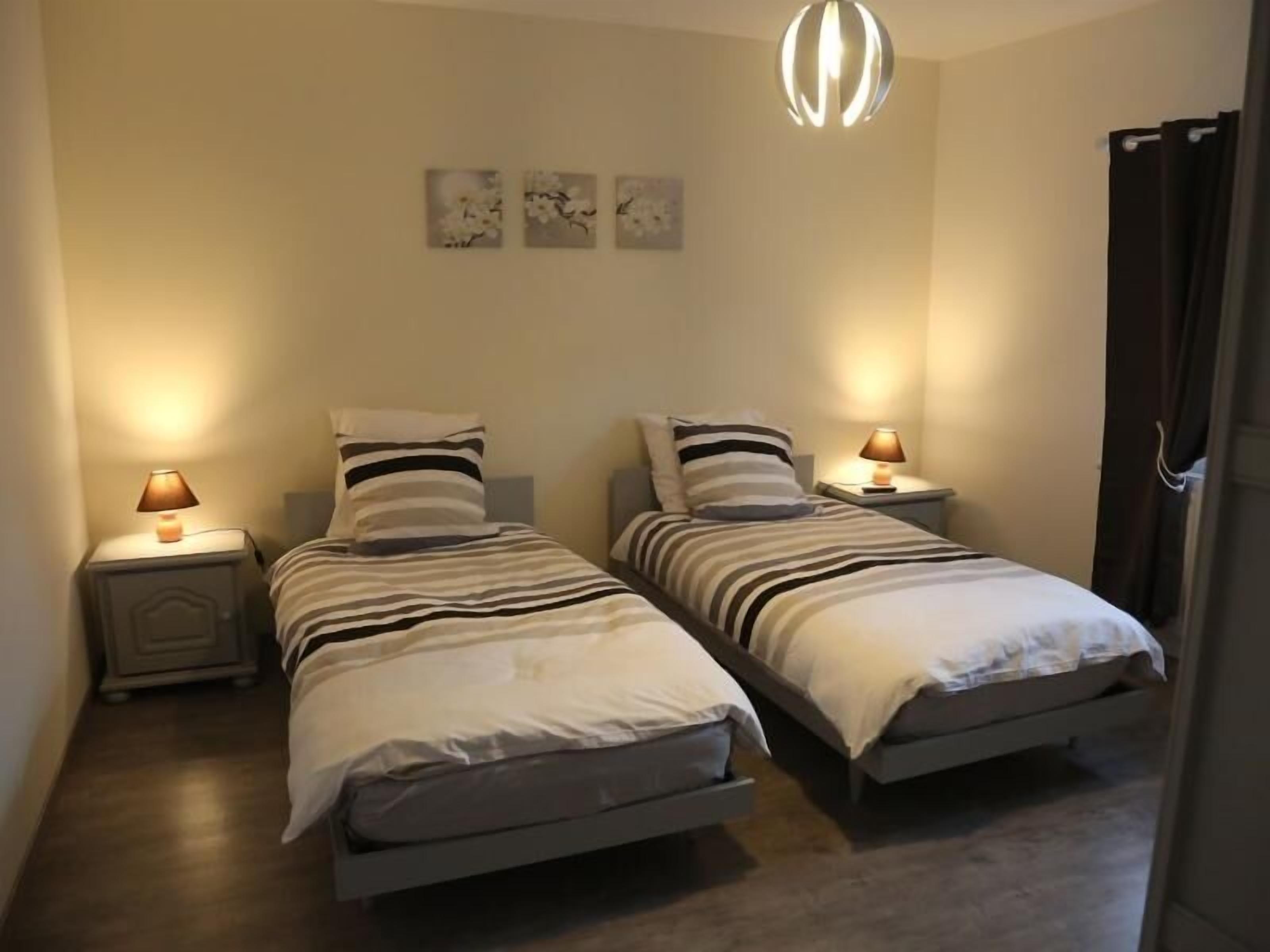 3 habitaciones, wifi gratis y ropa de cama 