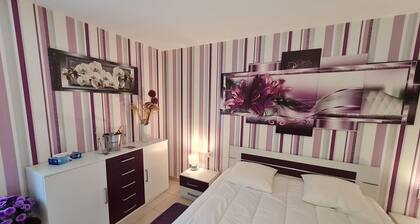 Gßte pour 2 avec parking, cuisine équipée et recharge pour véhicules électriques aux portes de Nancy