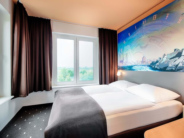 Double Room | Desk, soundproofing, free WiFi, bed sheets