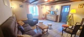 Charming Renovated Farmhouse, Terrace, Garden, Near Lakes & Nature, Close to Baccarat & Badonviller