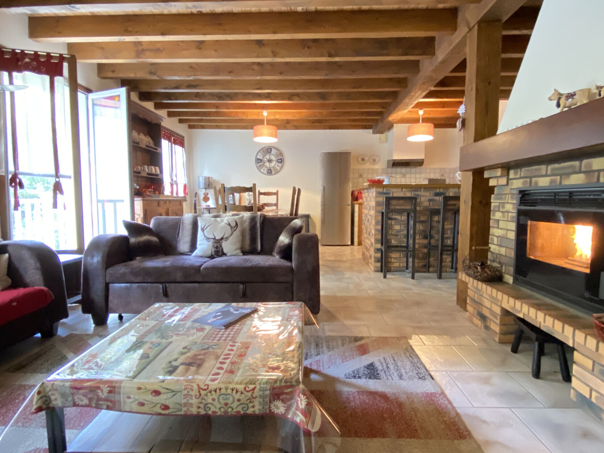 TV, fireplace, video games