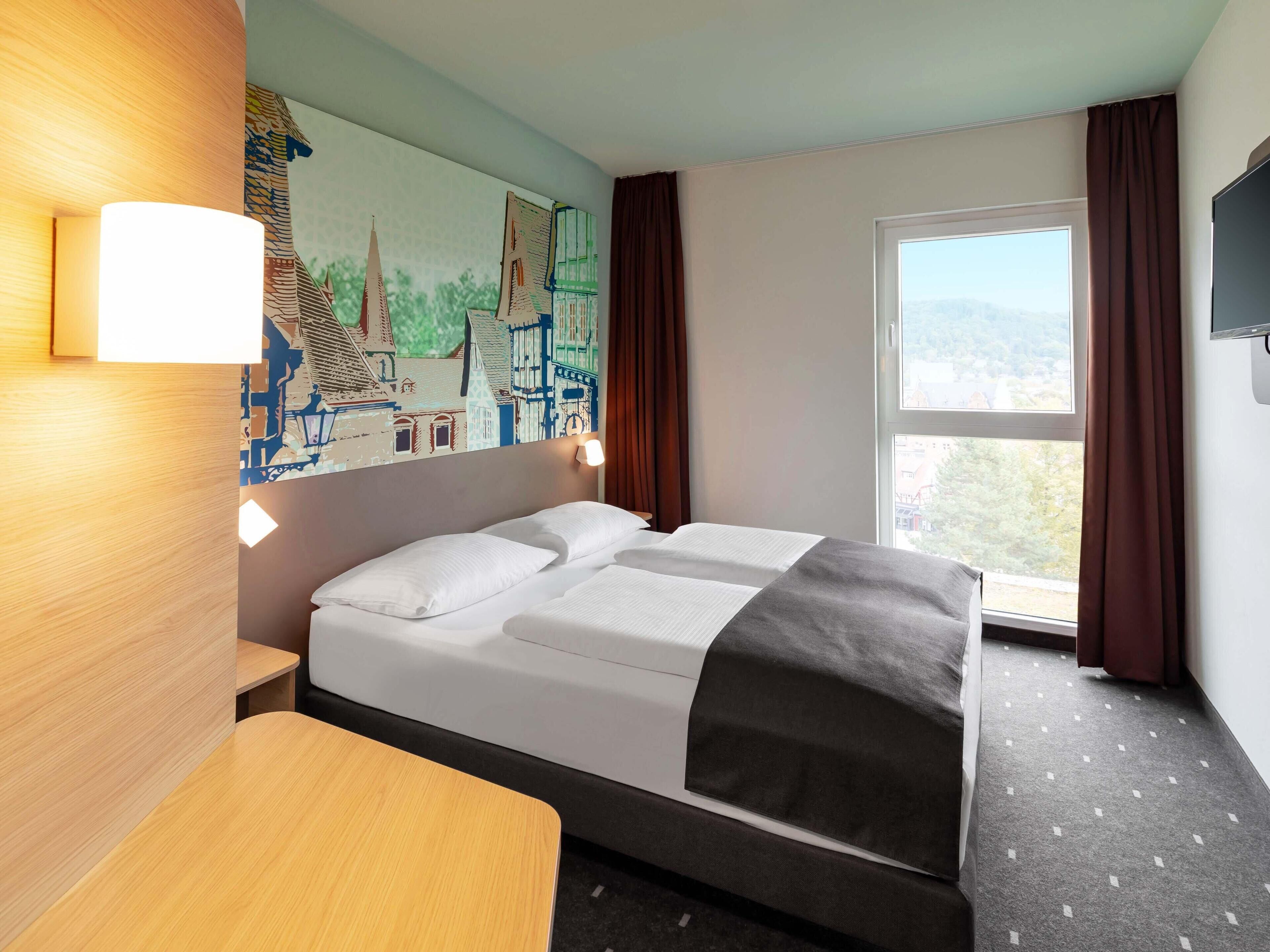 Double Room | Premium bedding, desk, free WiFi