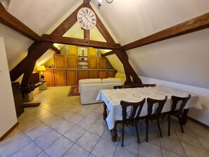 Interior - "Charmant Gîte Campagnard Proche Nancy – Nature, Confort et Activités ! " (Thélod)