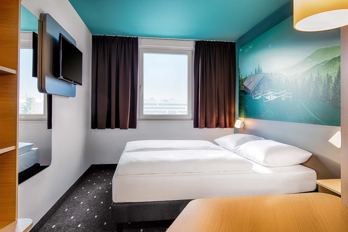 double room | 1 bedroom, desk, soundproofing, free wifi