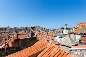 Leilighet (One-Bedroom Apartment) | Byutsikt