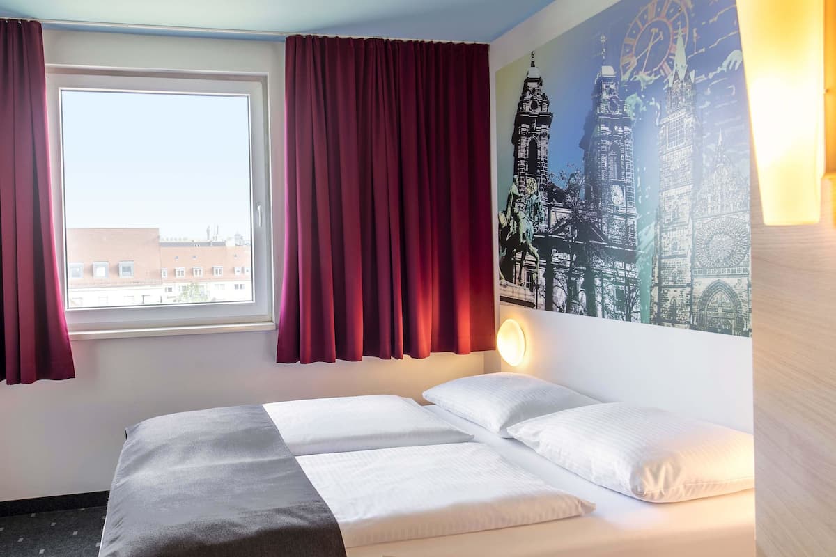 Dubbelrum | Skrivbord, ljudisolering, gratis wi-fi och sÀngklÀder