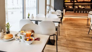 Dining - B&B Hotel Nürnberg-City (Nuremberg)