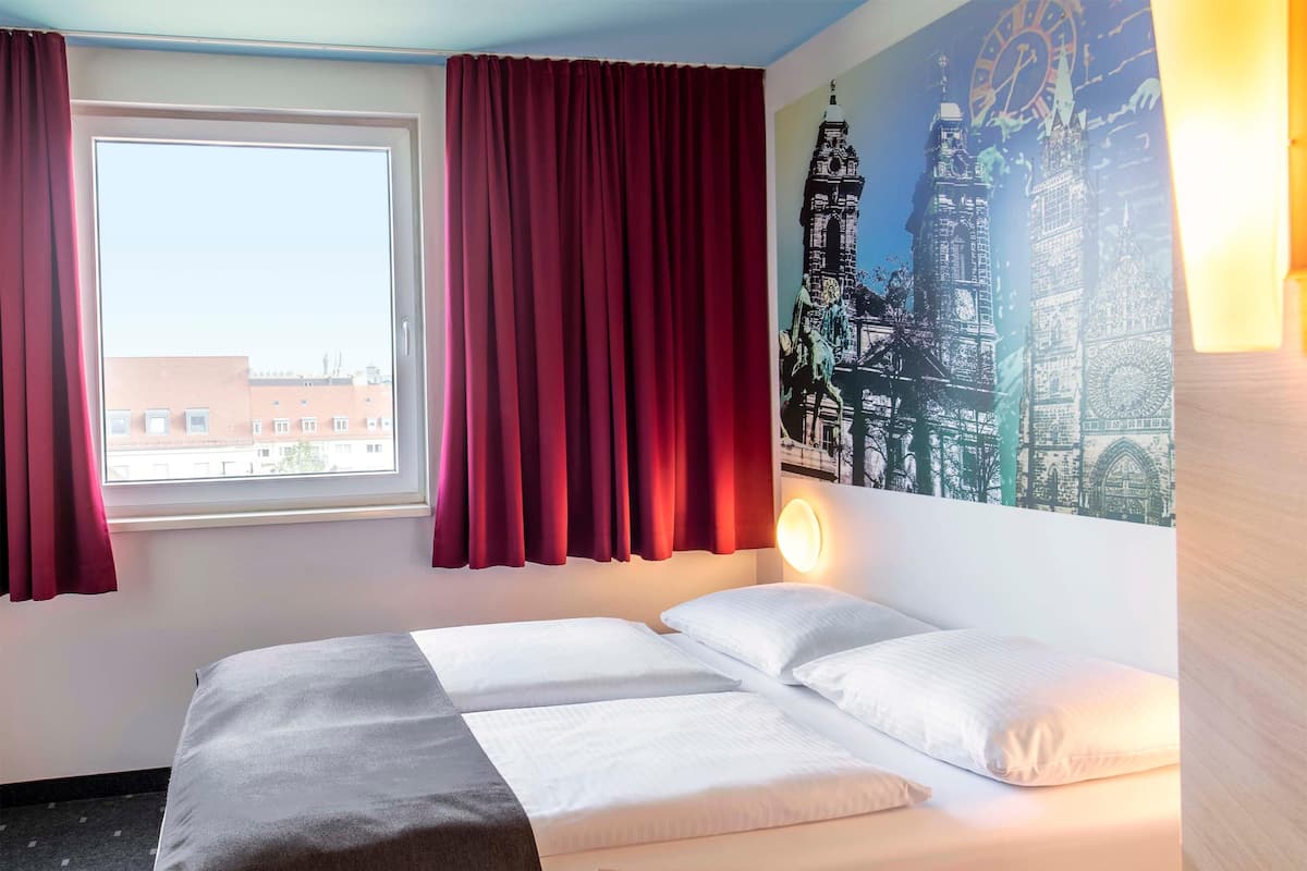 Doppelzimmer | 1 Schlafzimmer, Schreibtisch, schallisolierte Zimmer, kostenloses WLAN