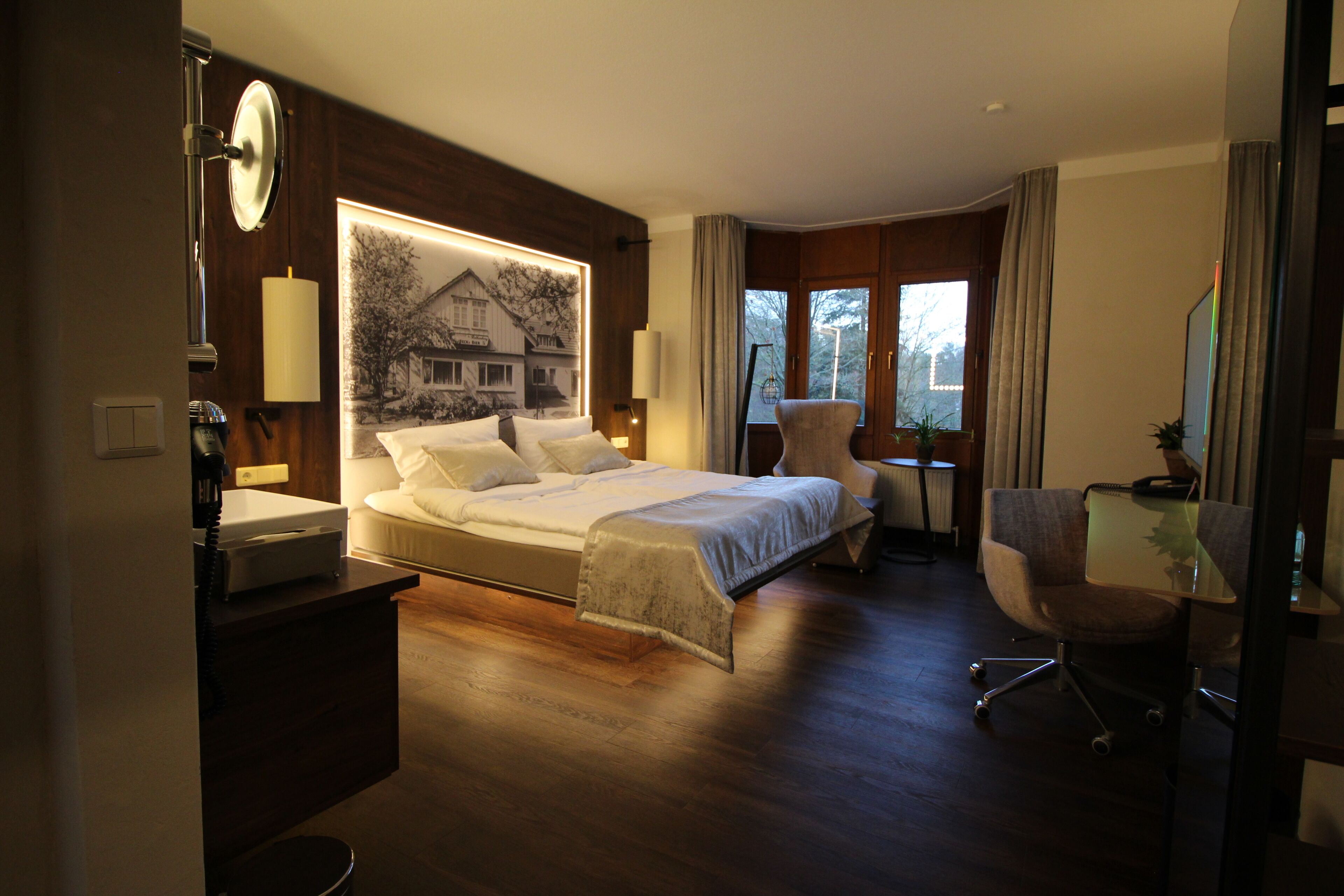 Dobbeltrom – premium | Allergitestet sengetøy, individuelt innredet og skrivebord