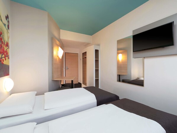 Bureau, chambres insonorisées, Wi-Fi gratuit, draps fournis