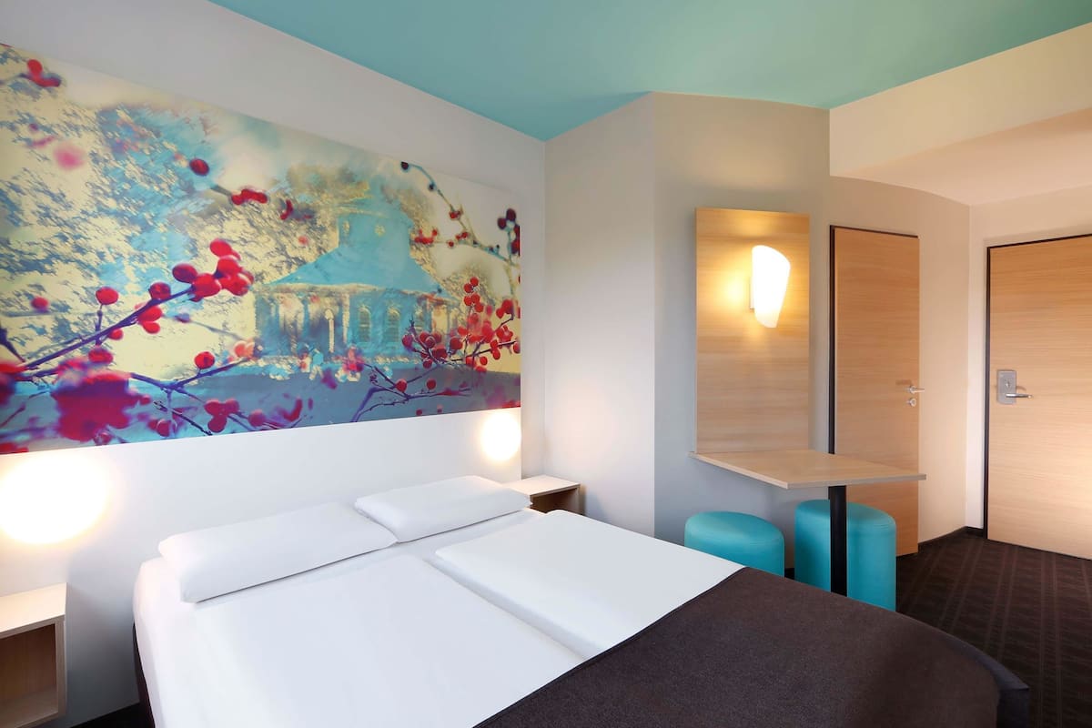 Dobbeltrom | Skrivebord, lydisolert, wi-fi (inkludert) og sengetøy