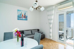 Apartment (One Bedroom Apartment with balcony an) | Living room