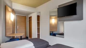 Zweibettzimmer | Allergikerbettwaren, Schreibtisch, schallisolierte Zimmer