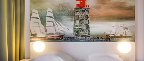 Ropa de cama hipoalergénica, escritorio, insonorización y wifi gratis