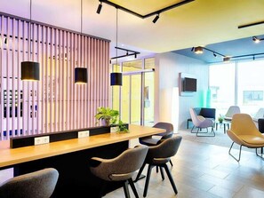 Lobby - B&B Hotel Rust-Ettenheim (Mahlberg)