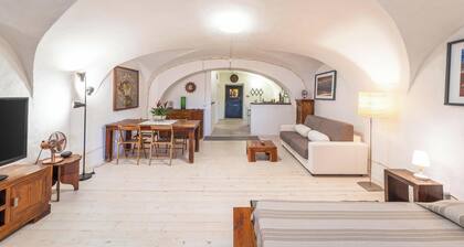 Loft Apartment ‘Casa Gilbert 101’ close to Beach with Wi-Fi