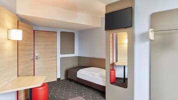 Allergikerbettwaren, Schreibtisch, schallisolierte Zimmer