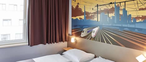 Literie hypoallergénique, bureau, chambres insonorisées, Wi-Fi gratuit