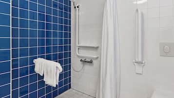 Suihku, hiustenkuivaaja, saippua, sampoo