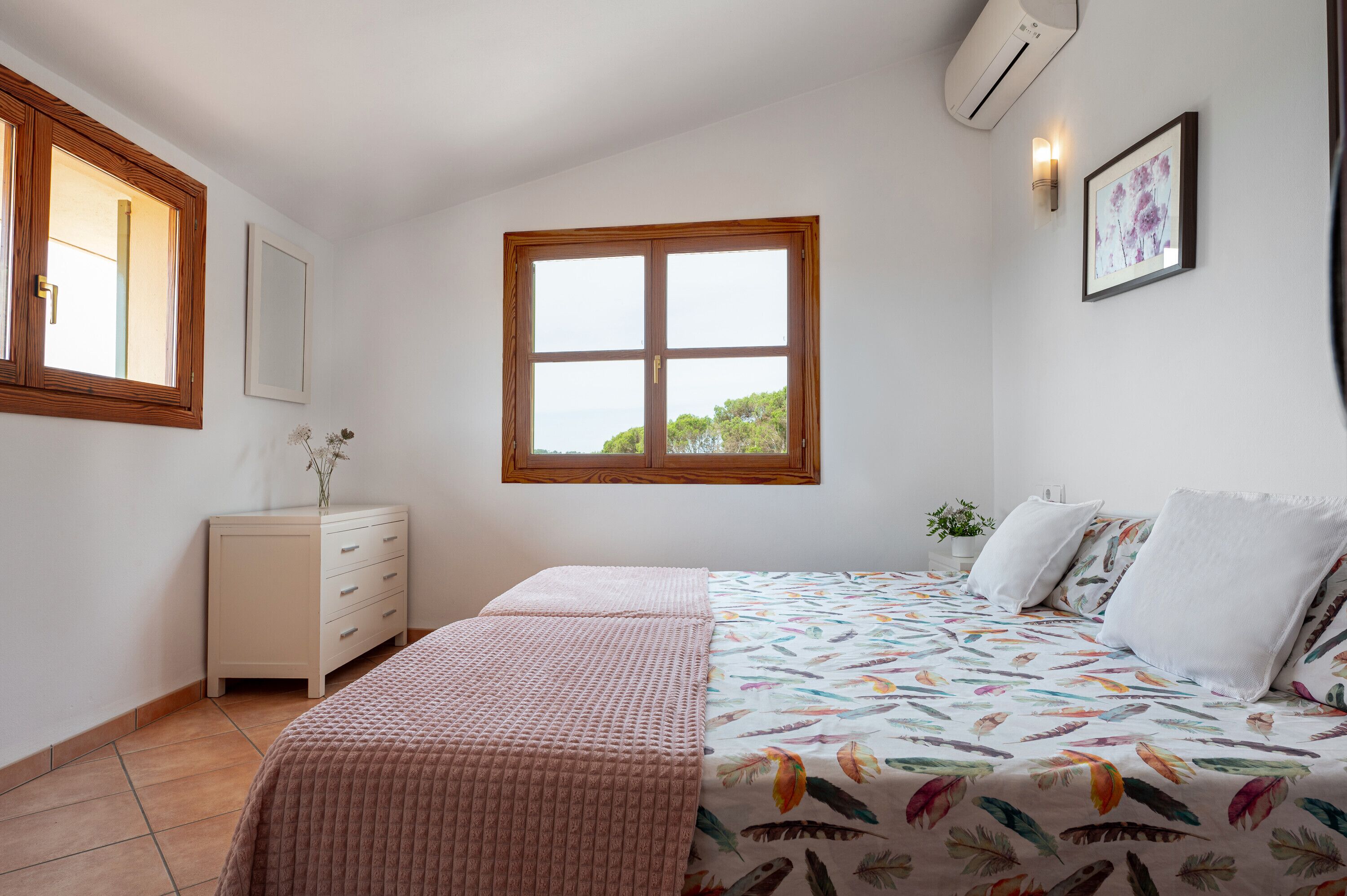 4 Schlafzimmer, Bügeleisen/Bügelbrett, kostenloses WLAN, Bettwäsche