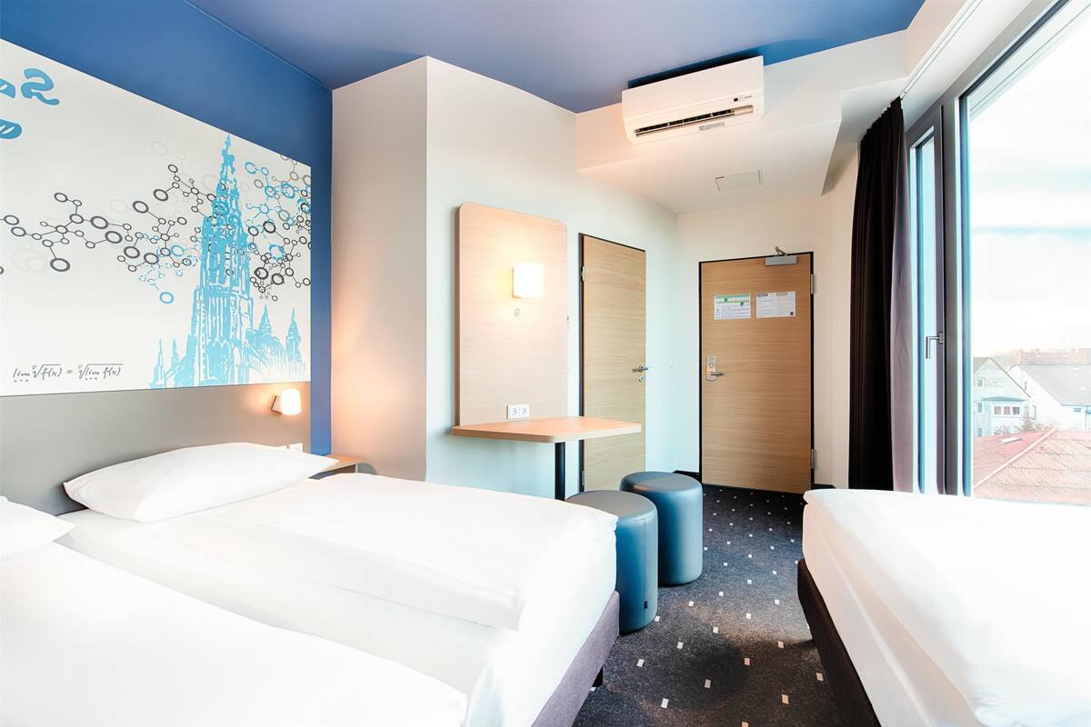 Triple Room | 1 bedroom, desk, soundproofing, free WiFi