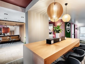 Hypo-allergenic bedding, desk, soundproofing, free WiFi