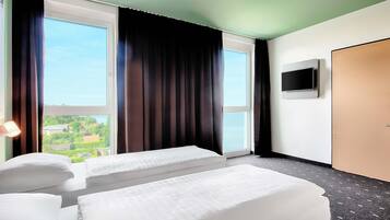 Literie hypoallergénique, bureau, Wi-Fi gratuit, draps fournis