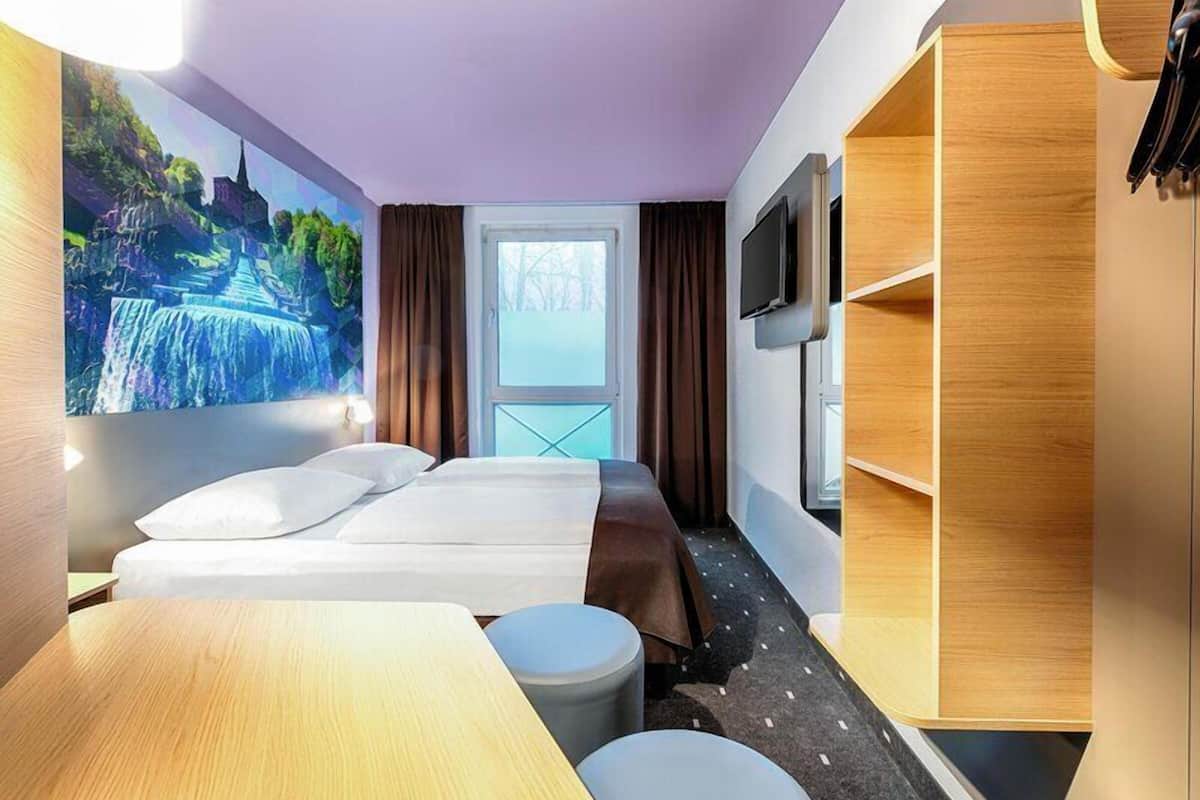 Quarto casal | Roupas de cama antialérgicas, escrivaninha, quartos à prova de som