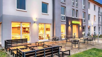 ลานระเบียง/นอกชาน