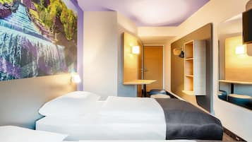 Twin Room | Hypo-allergenic bedding, desk, soundproofing, free WiFi