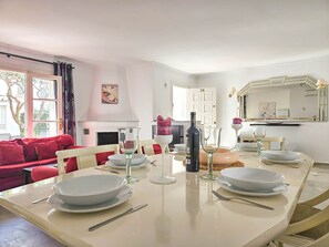 Dining - 3 Bed Townhouse  with roof terrace, 100m to beach (La Cala de Mijas)